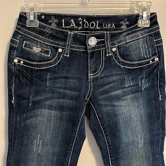 L.A. idol USA Crop Fleur De Lis Embellished Jean - Picture 6 of 8